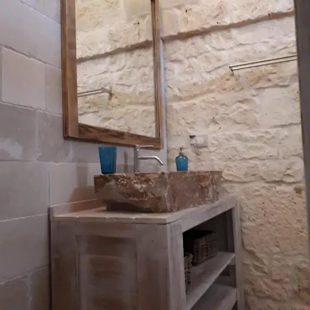 Trullo Perlato 빌라 오스투니